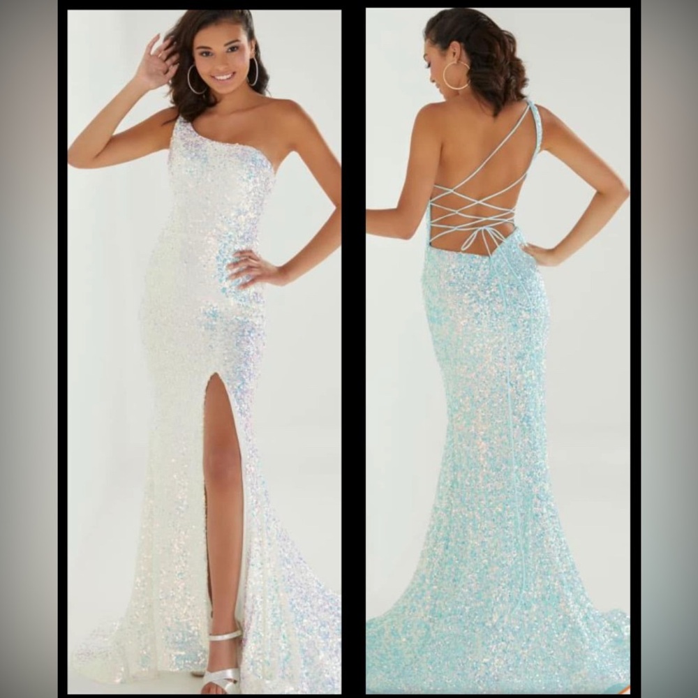 NWT Christina WU white iridescent Sequin One-Shoulder Gown